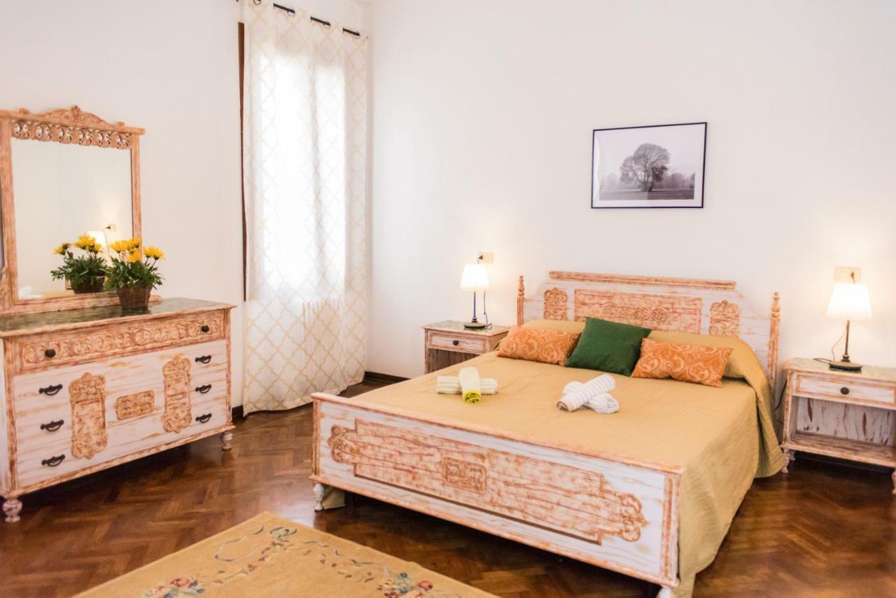 Al Borghetto Appartement Adria Buitenkant foto
