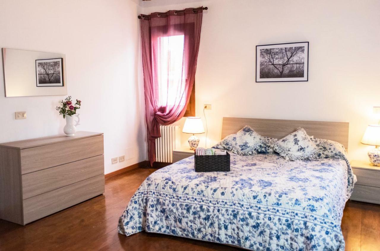 Al Borghetto Appartement Adria Buitenkant foto